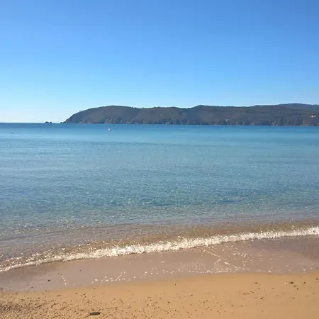 Laura Guest house 3*